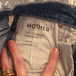 MOTHER JEANS SIZE 26